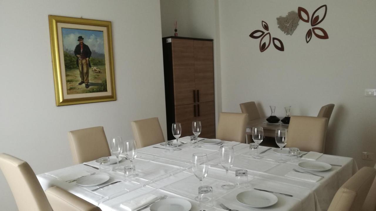 Agriturismo Macchia Dei Briganti - B&B Montefalcione 外观 照片