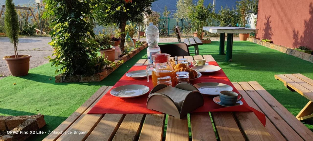 Agriturismo Macchia Dei Briganti - B&B Montefalcione 外观 照片