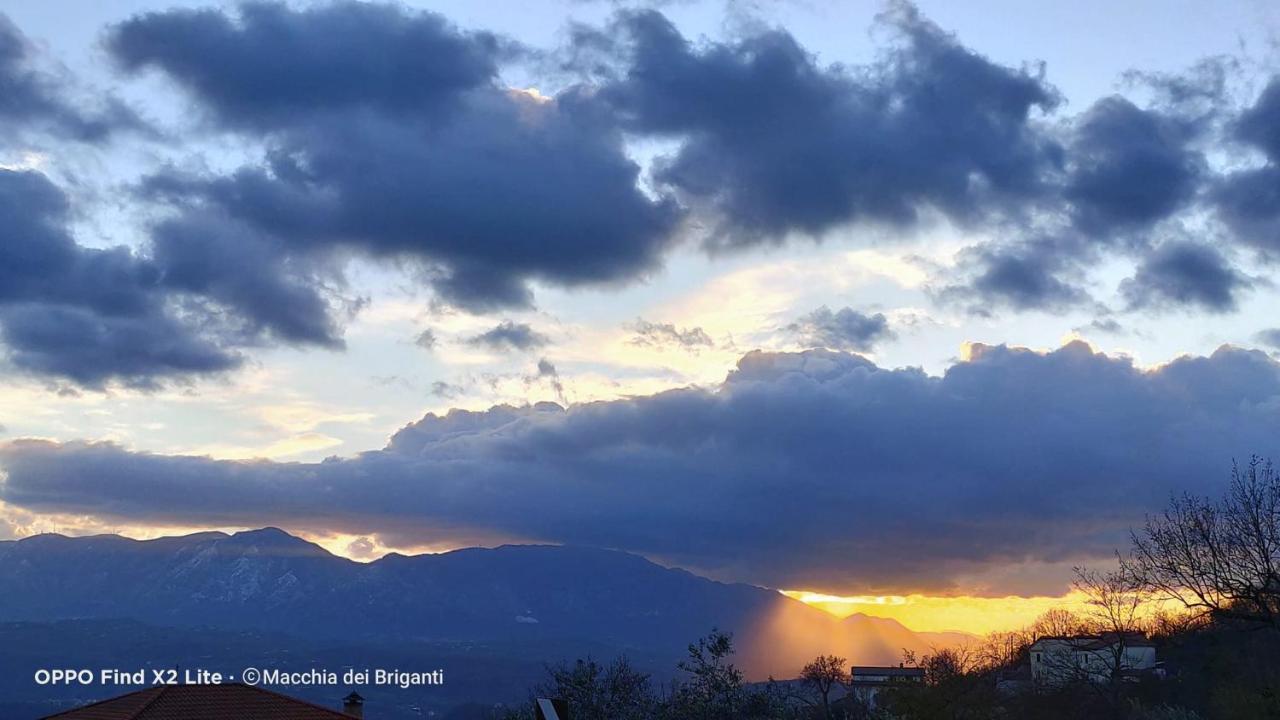 Agriturismo Macchia Dei Briganti - B&B Montefalcione 外观 照片