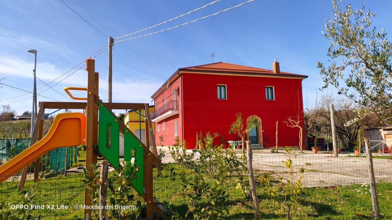 Agriturismo Macchia Dei Briganti - B&B Montefalcione 外观 照片