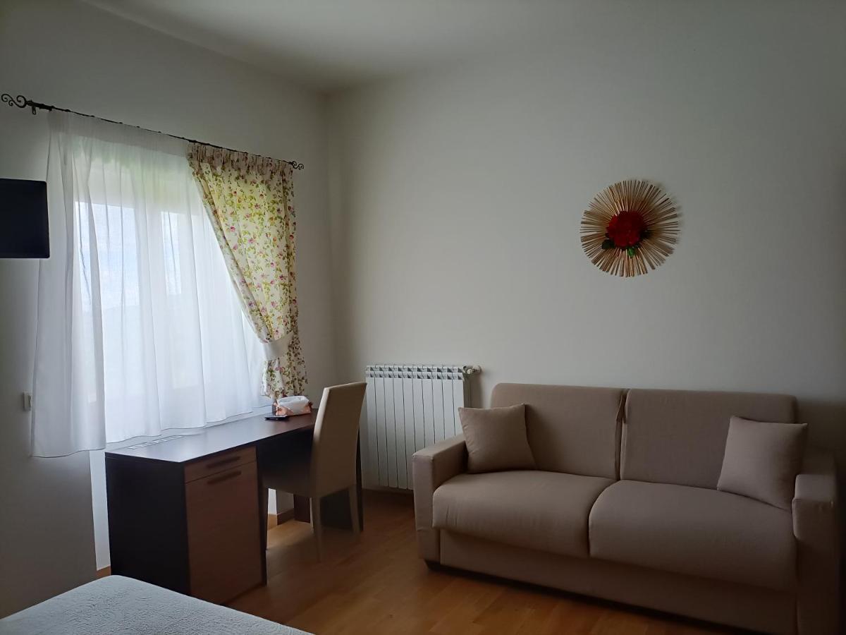Agriturismo Macchia Dei Briganti - B&B Montefalcione 外观 照片